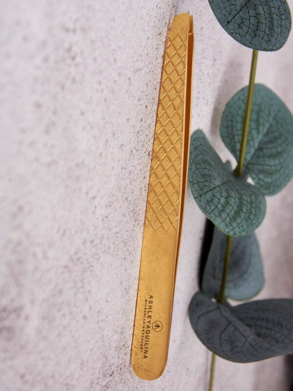 Ultra Precise Gold Tweezers