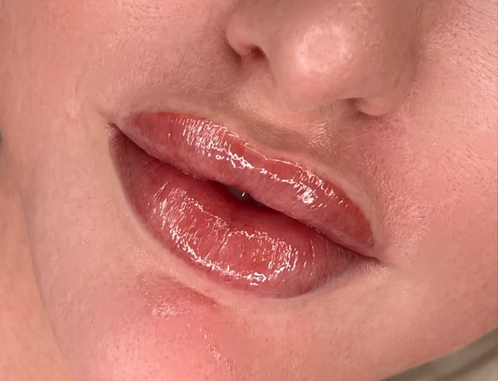 Lip blush 2