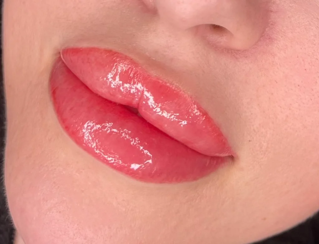 Lip blush 3